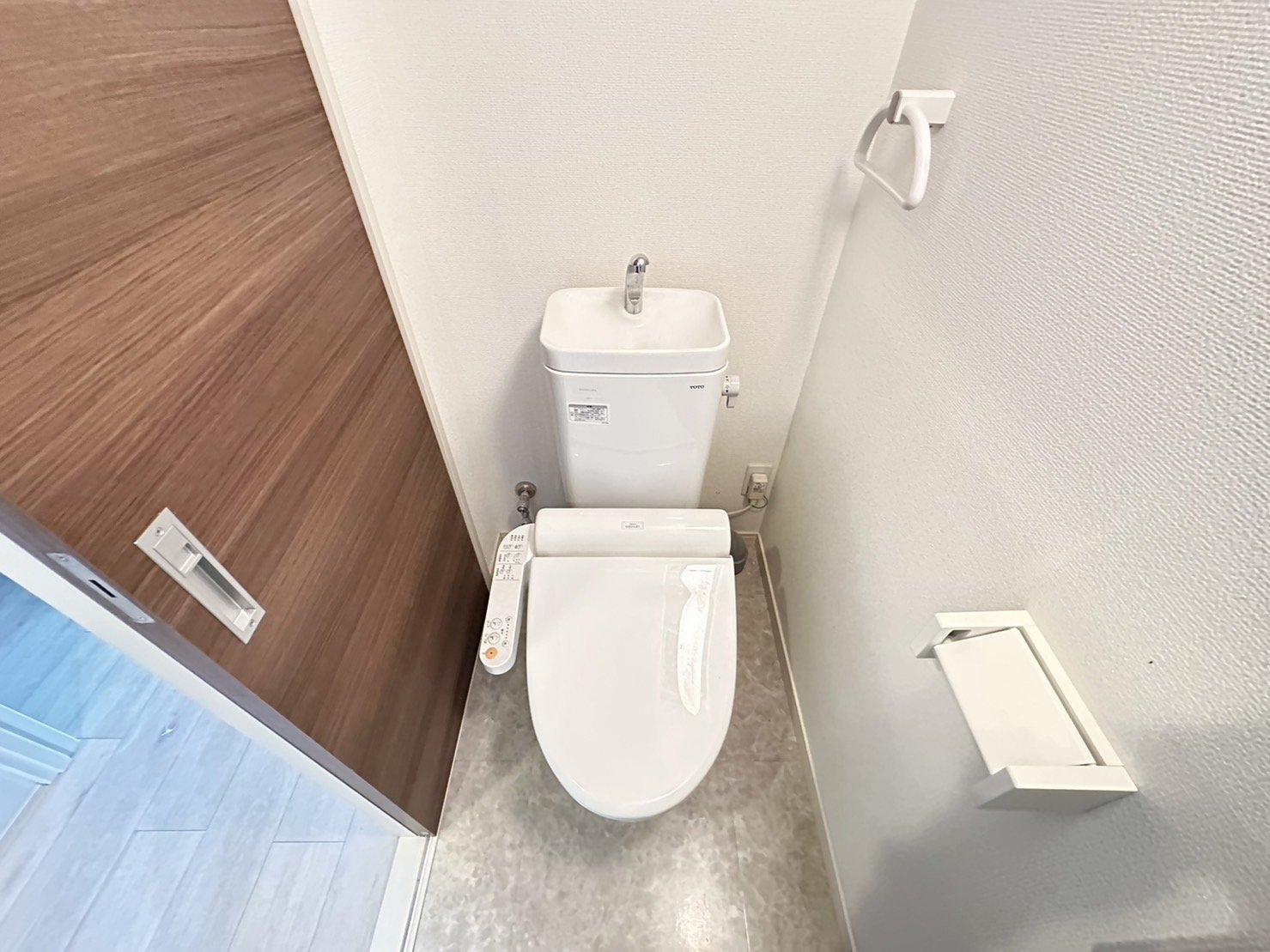 ＪＲ日豊本線 行橋駅 徒歩7分 7階建 築13年のトイレ写真