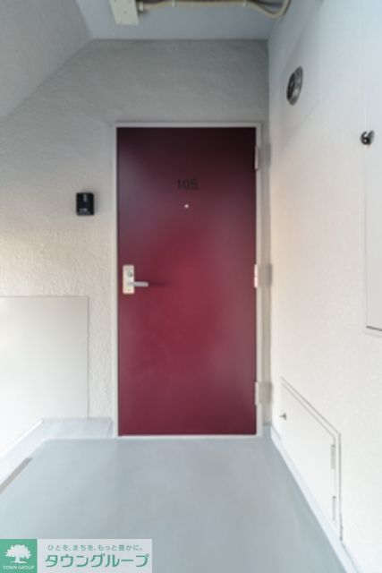 玄関　※写真は同タイプ住戸です。
