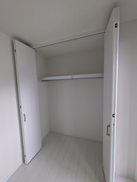 リブレメゾン下大市西町Iの内装写真