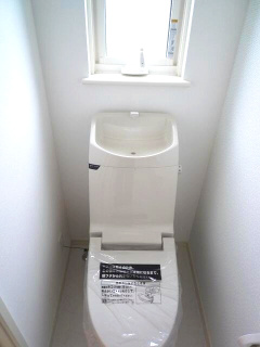 トイレ　ゆったりとした空間のトイレです