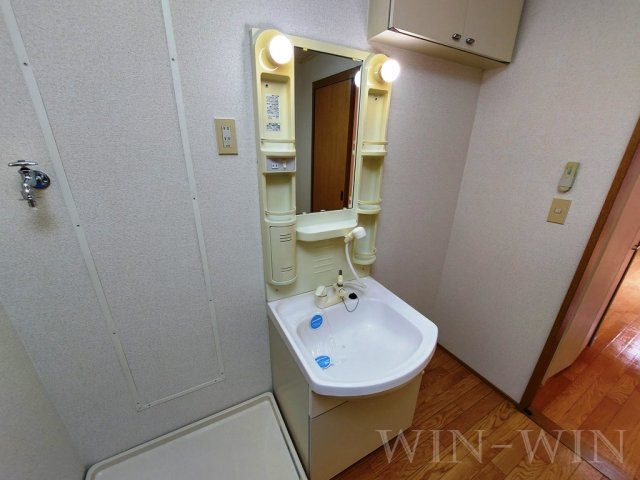 洗面設備　イメージ（同施工会社同一モデルの写真です）