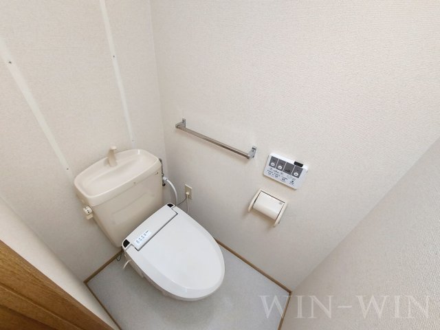 トイレ　イメージ（同施工会社同一モデルの写真です）