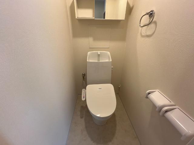 水島臨海鉄道 水島駅 徒歩5分 2階建 築1年のトイレ写真