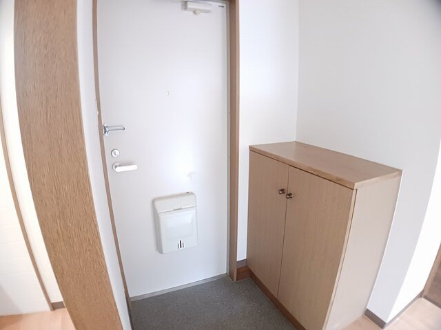 玄関　明るい玄関です