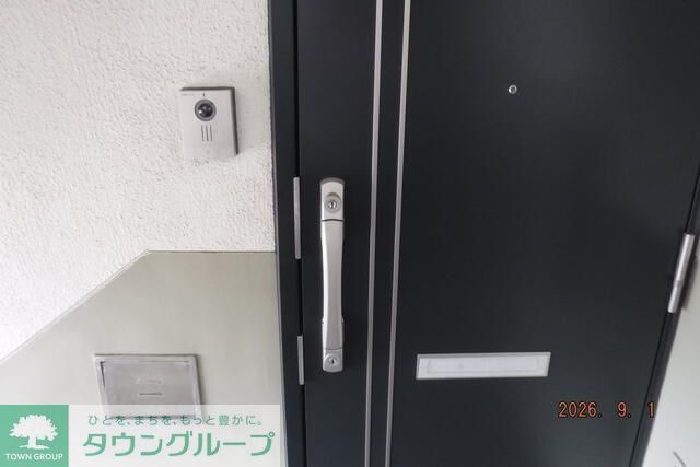 南平野住宅14号棟の玄関写真