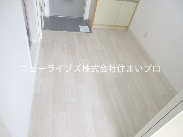 京阪本線 大和田駅 徒歩10分 3階建 築31年の居間写真