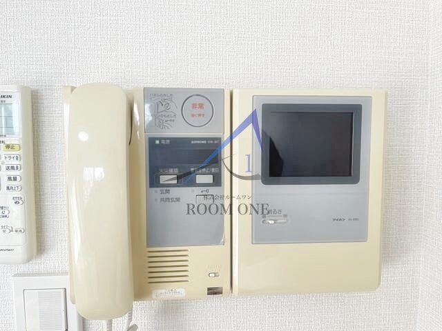 セキュリティ　モニター付インターホンです。