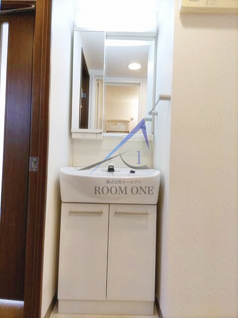 洗面設備　洗面台です。