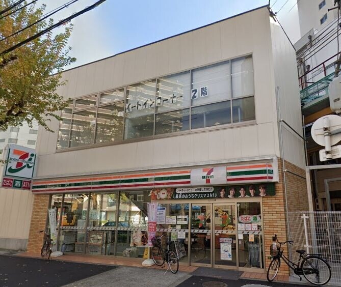 コンビニ　セブンイレブン大阪中崎町店（コンビニ）まで216m