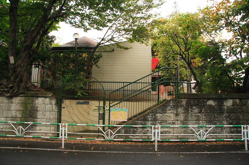 幼稚園・保育園　鴬谷さくら幼稚園（幼稚園・保育園）まで169m
