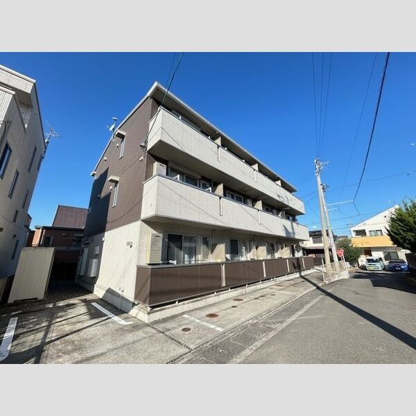 建物外観　建物外観