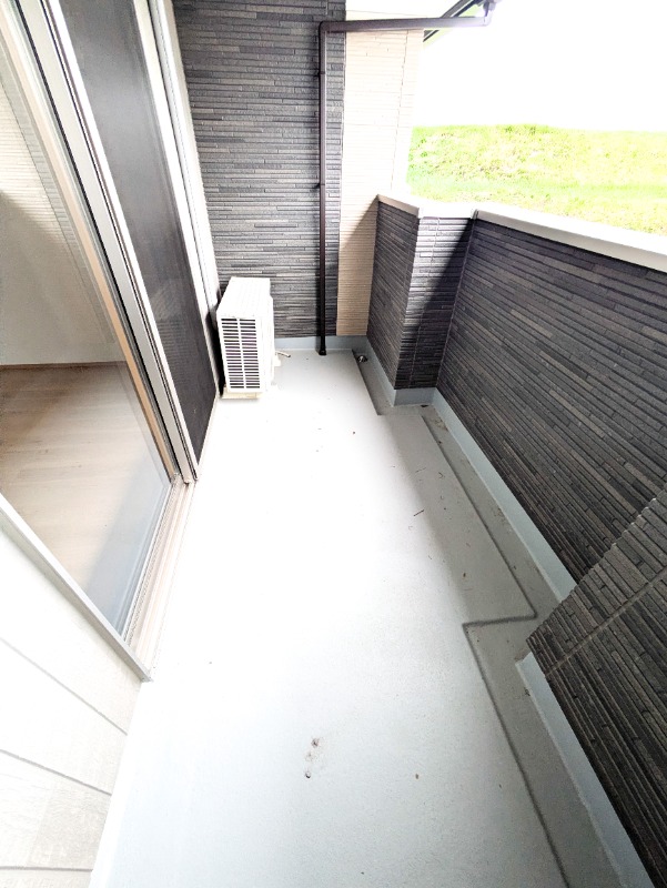 バルコニー　図面と現状に相違がある場合には現状を優先