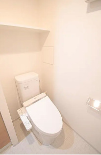 トイレ　同間取り別部屋参考写真