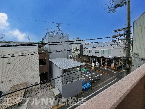 眺望　スターバックスコーヒー高松瓦町駅店