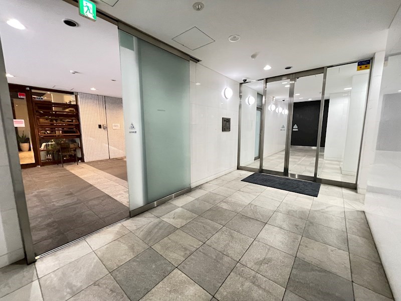 ロビー　建物の内部です