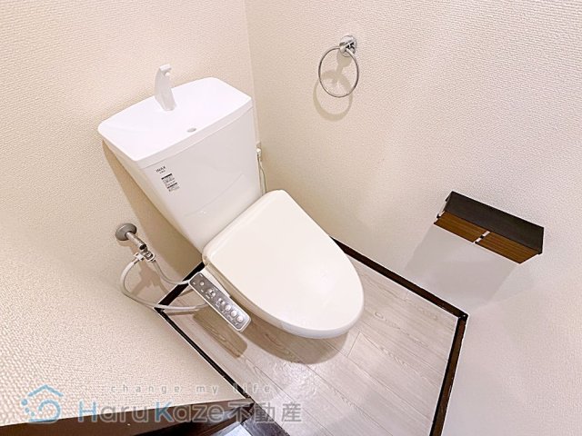 名鉄名古屋本線 本星崎駅 徒歩14分 8階建 築37年のトイレ写真