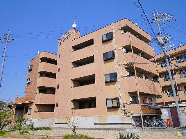 建物外観　きれいな外観です