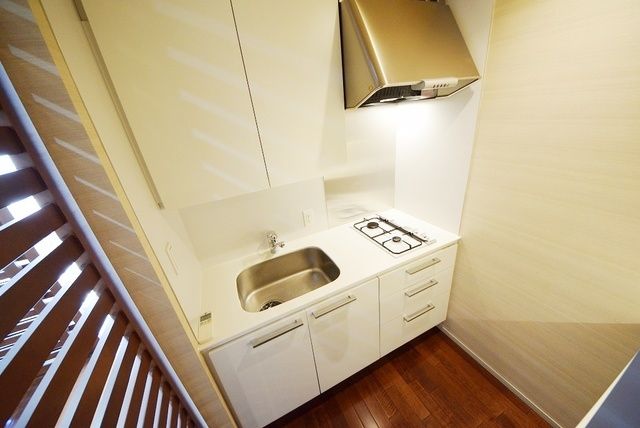 キッチン　同じタイプの別部屋写真