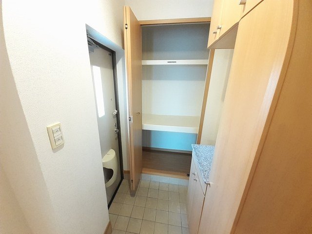 玄関　明るい玄関です