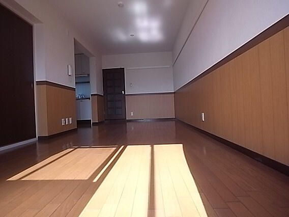 ＪＲ東海道本線 甲南山手駅 徒歩6分 3階建 築32年の内装写真