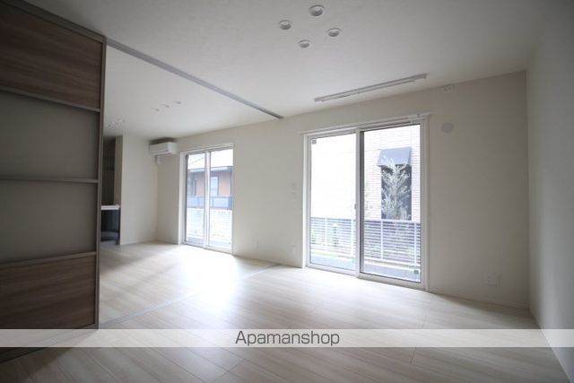 ＪＲ宇野線 大元駅 徒歩18分 3階建 築5年の居間写真