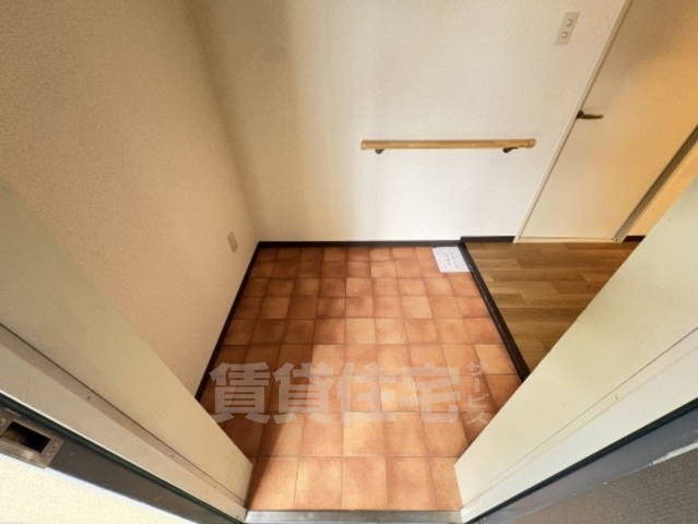 ＪＲ片町線 徳庵駅 徒歩6分 7階建 築29年の玄関写真
