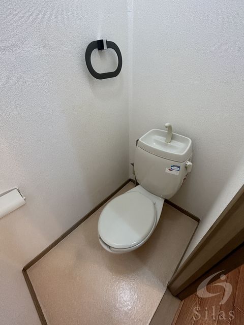 ＪＲ片町線 住道駅 徒歩18分 2階建 築21年のトイレ写真