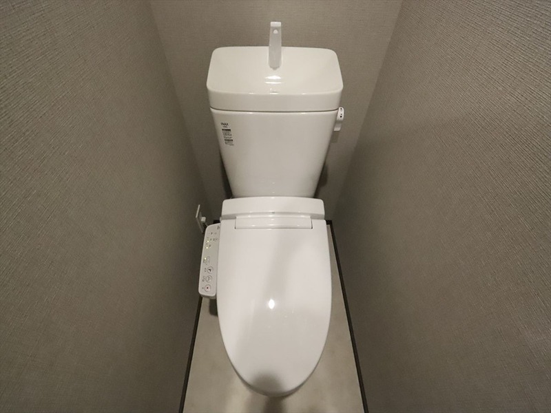 名鉄名古屋本線 金山駅 徒歩10分 8階建 築2年のトイレ写真