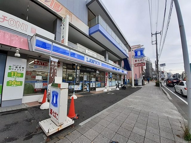 コンビニ　ローソン（コンビニ）まで600m