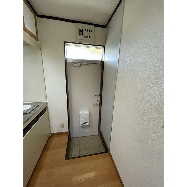 郵便局　小鮎郵便局（郵便局）まで217m