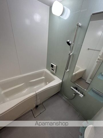 地下鉄御堂筋線 中津駅 徒歩7分 9階建 築22年の風呂写真