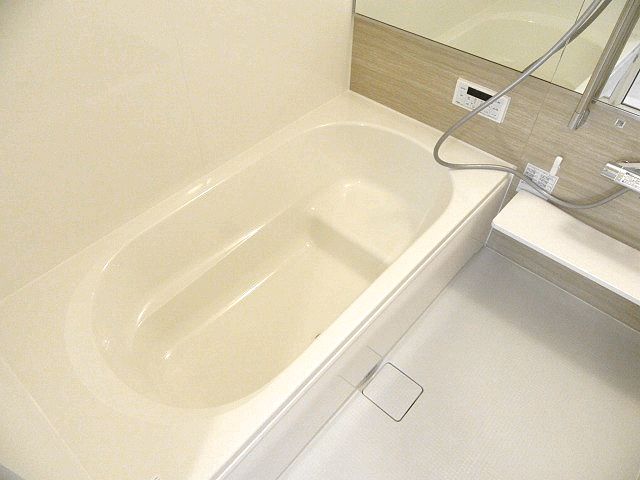 近鉄南大阪線 古市駅 徒歩7分 3階建 築6年の風呂写真