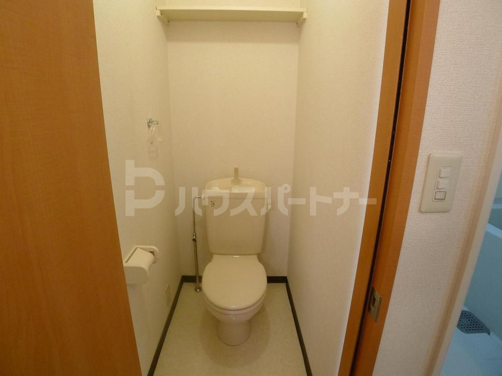 ＪＲ総武線 東船橋駅 徒歩10分 2階建 築26年のトイレ写真