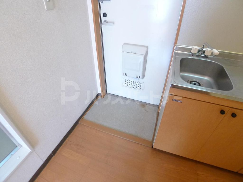 ＪＲ総武線 東船橋駅 徒歩10分 2階建 築26年の玄関写真