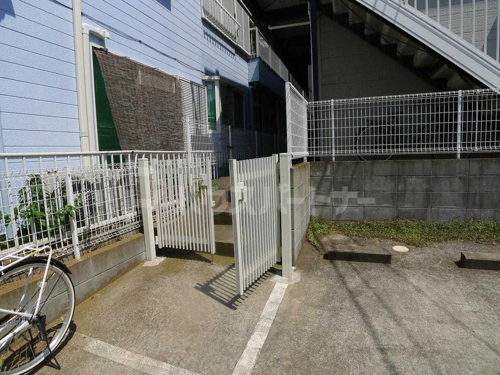 ＪＲ総武線 東船橋駅 徒歩10分 2階建 築26年の外観写真