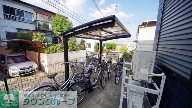 東武東上線 成増駅 徒歩15分 2階建 築27年の外観写真
