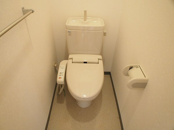 トイレ　ウォシュレット