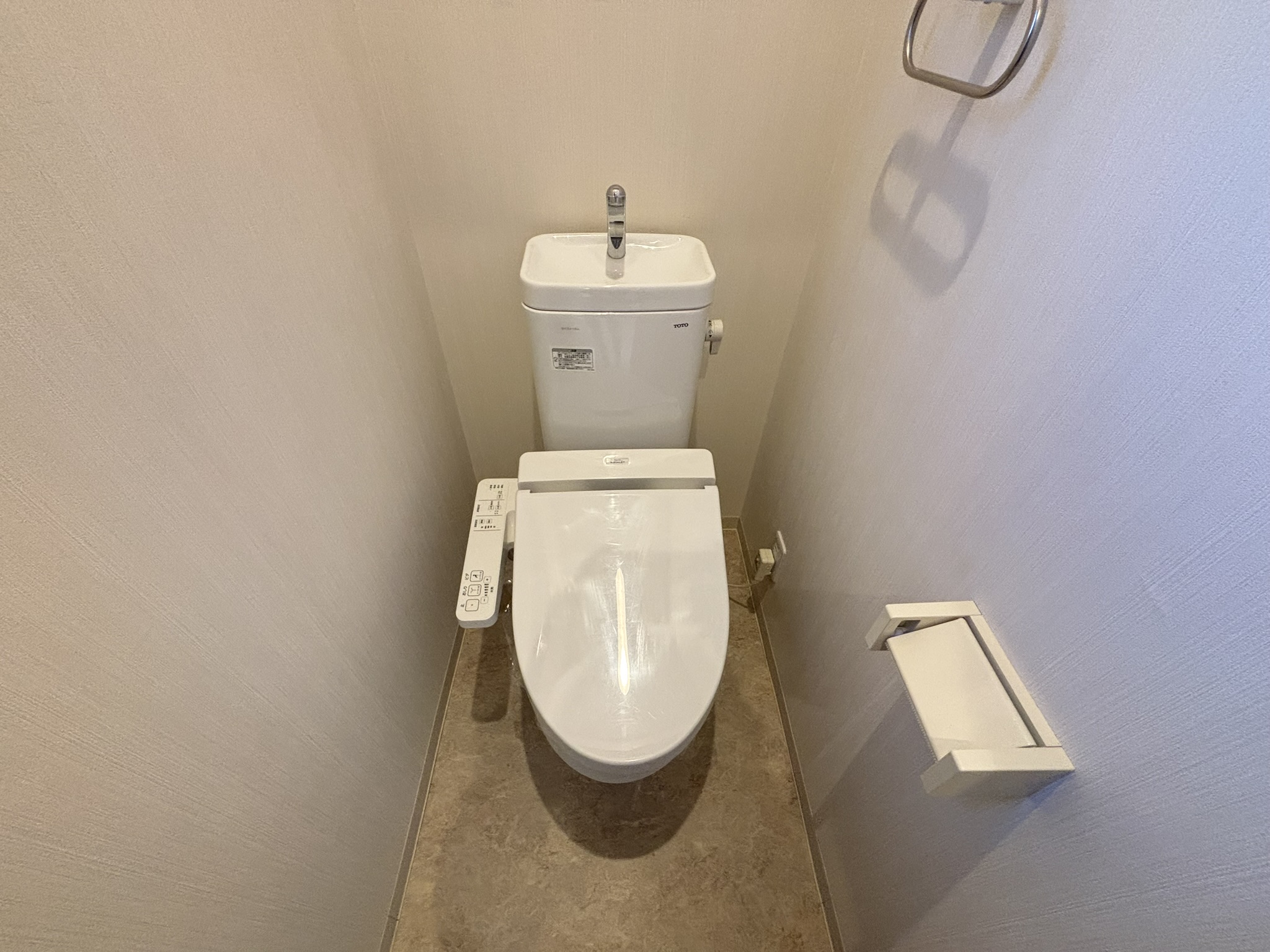 仙台市地下鉄東西線 連坊駅 徒歩7分 2階建 築9年のトイレ写真