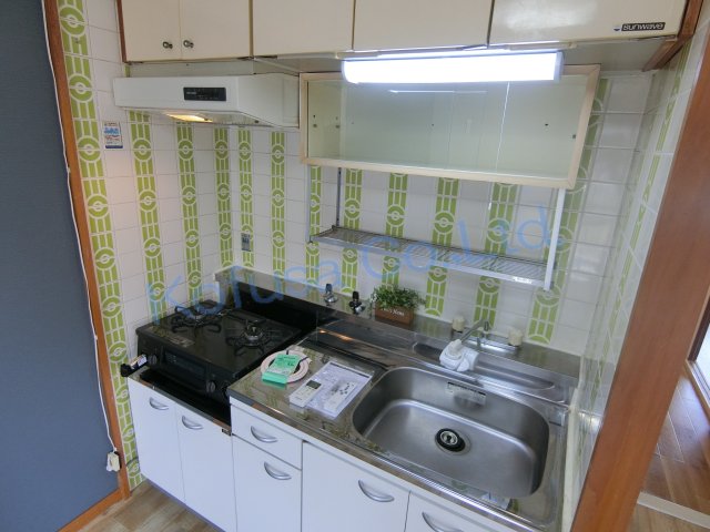 神戸電鉄有馬線 鈴蘭台駅 徒歩3分 3階建 築42年のキッチン写真