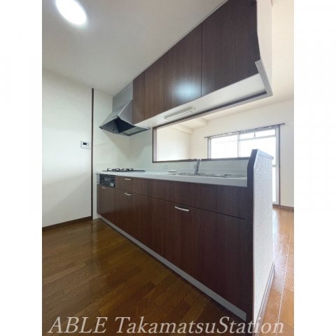 ペルル木太東口のキッチン写真