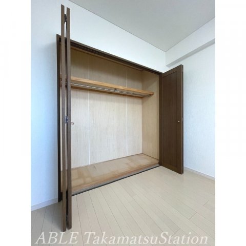 ペルル木太東口の内装写真