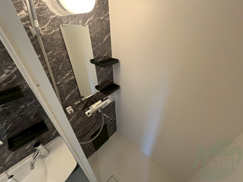 バス・シャワールーム　シャワー室付きのお部屋でございます！