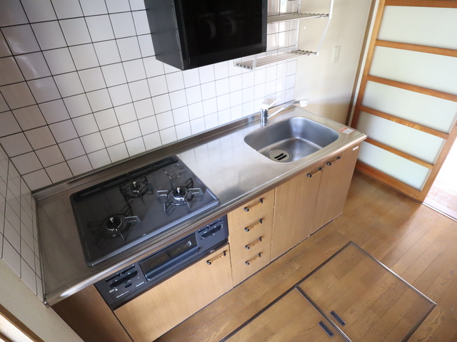 大栄町伊達貸家のキッチン写真