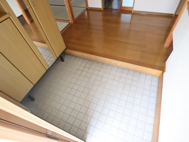 大栄町伊達貸家の玄関写真