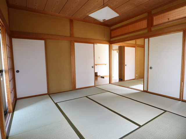 大栄町伊達貸家の居間写真