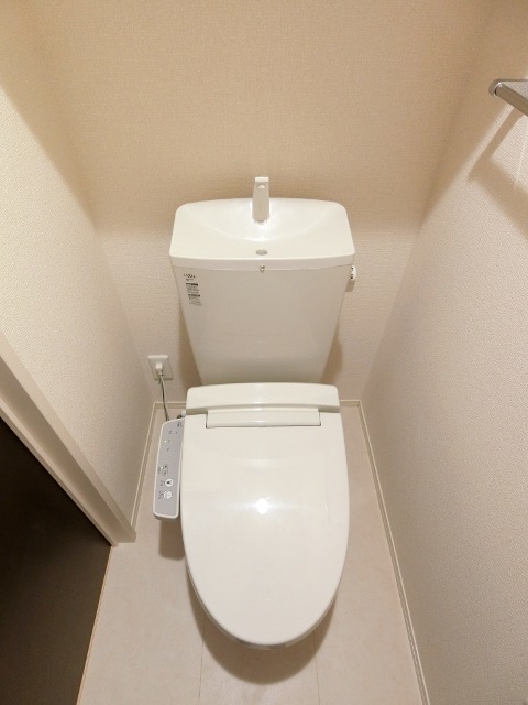 トイレ　図面と現状に相違がある場合には現状を優先