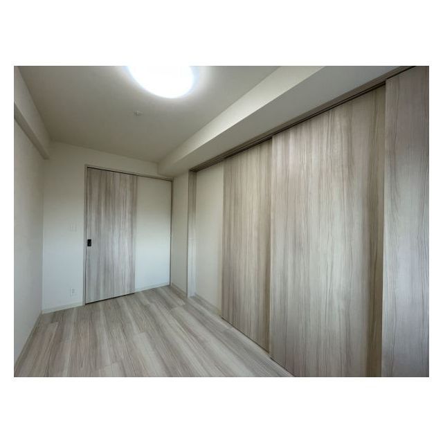 プレサンスブルーム浅草の居間写真