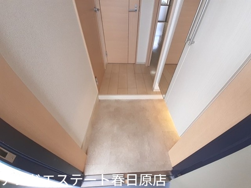 西鉄天神大牟田線 雑餉隈駅 徒歩20分 7階建 築12年の玄関写真