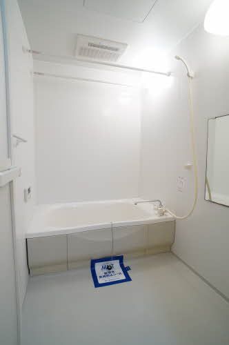 シャーメゾントパーズの風呂写真
