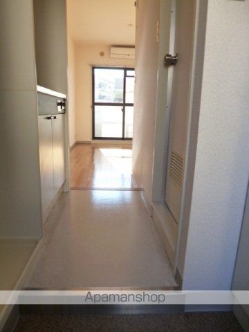 スカイコート高田馬場の玄関写真